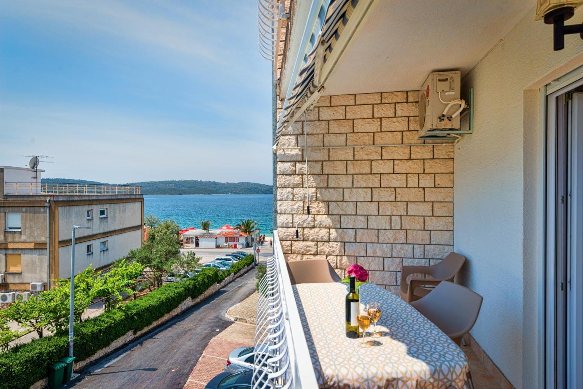 Villa Daniela Трогир Экстерьер фото
